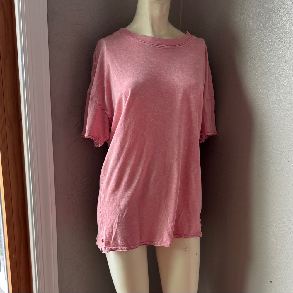 Aerie distressed, oversize pink cotton T-shirt size small